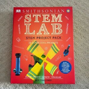 Smithsonian Stem Lab Project Kit with book and supplies Ages 8+